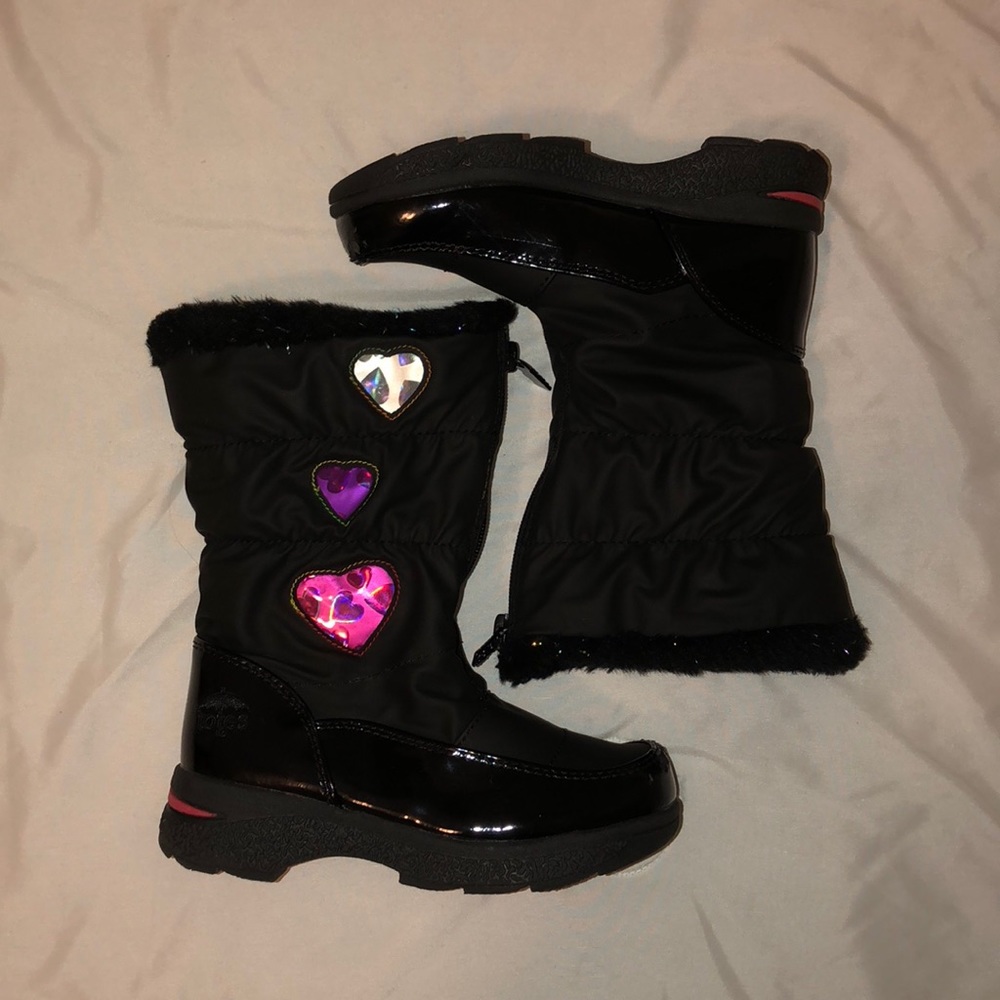 Totes Girls snow boots